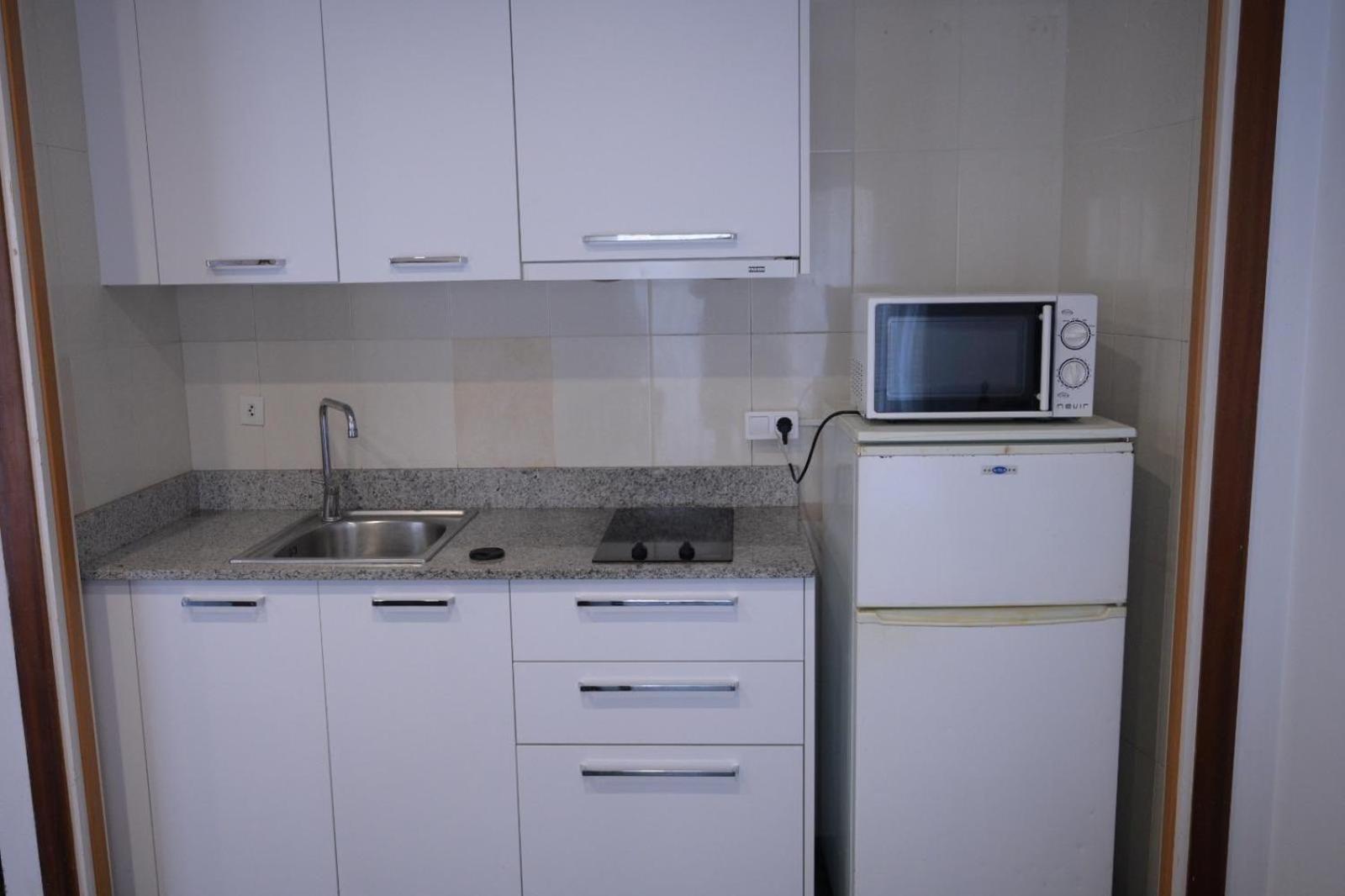Apartamento Muy Comodo Cerca De La Playa 滨海略雷特 外观 照片