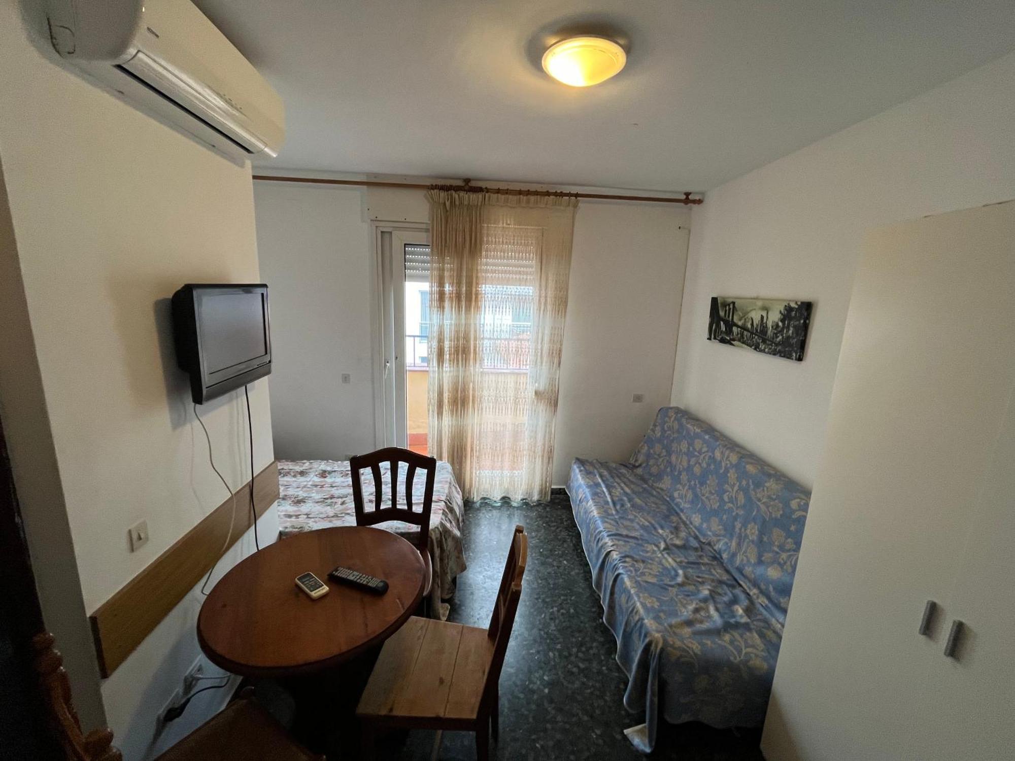 Apartamento Muy Comodo Cerca De La Playa 滨海略雷特 外观 照片
